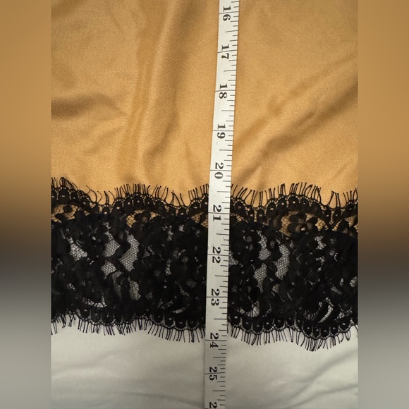 Gucci Skirt With Black Lace Trim And Slit Sides In Cognac - Women's Size Small - Picture 6 of 6